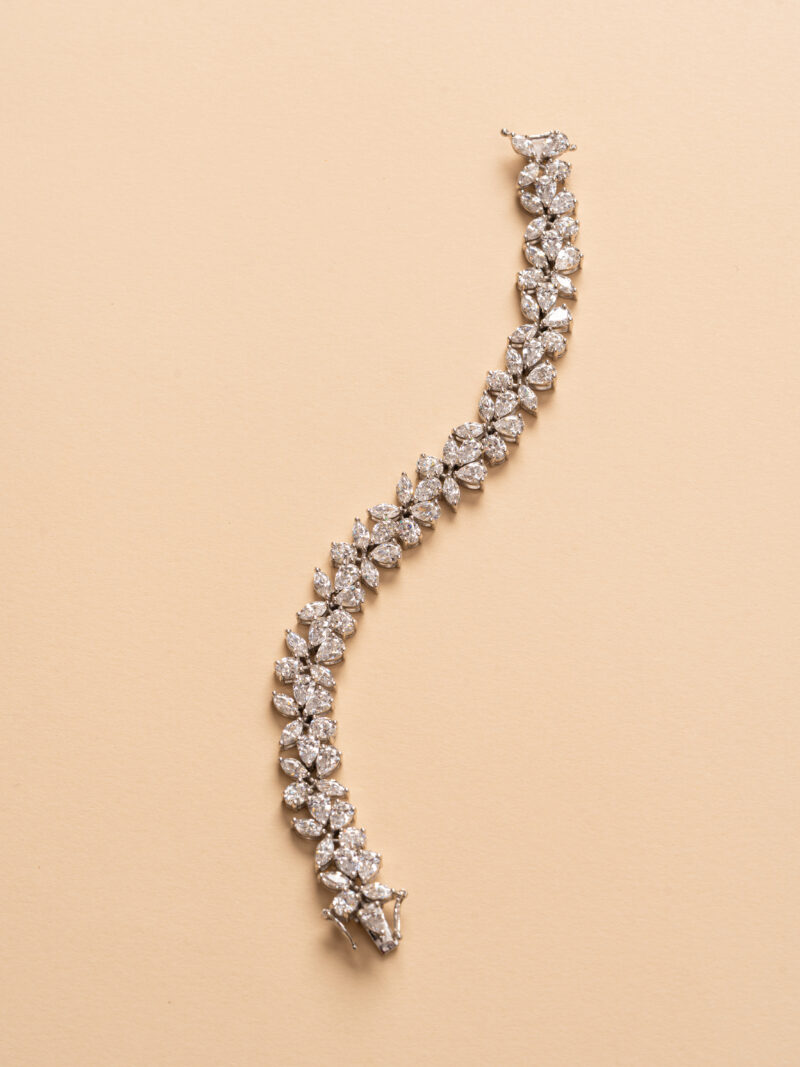 Clustered Teardrop Bracelet