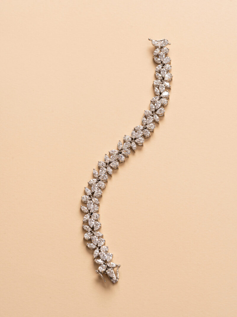 Clustered Teardrop Bracelet