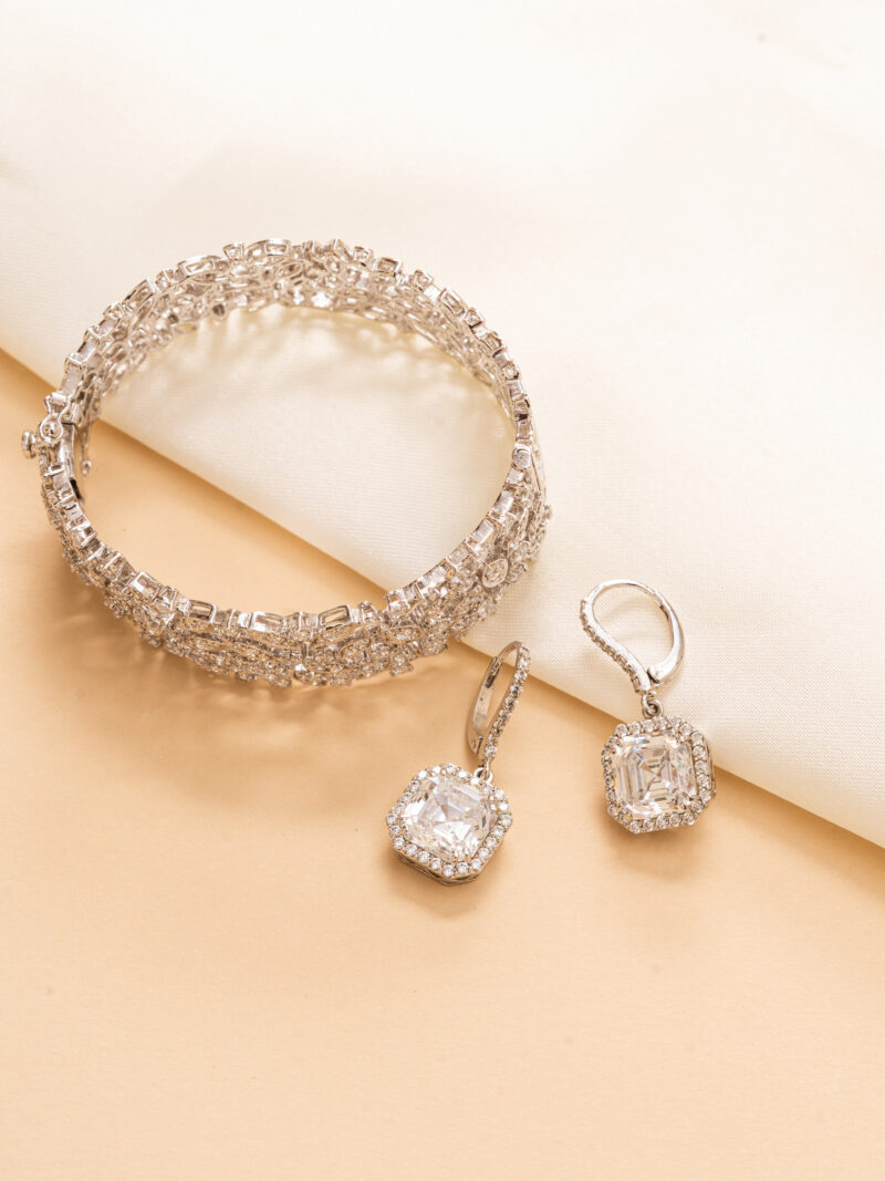 Luna Solitaire Cuf